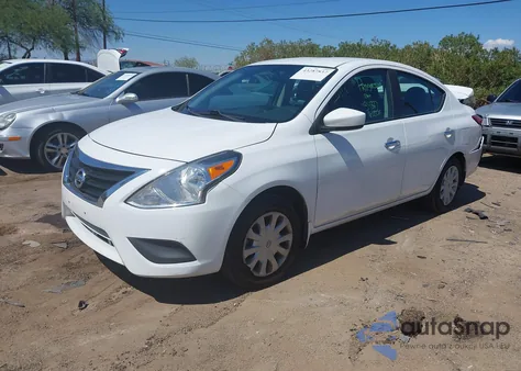 2016 Nissan Versa 1.6 Sv z USA, uszkodzony, nr VIN 3N1CN7AP9GL883048